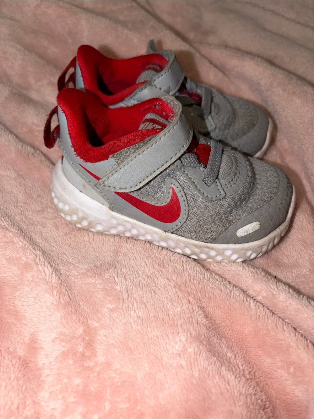 Nike Toddler Gray Sneakers with Red Swoosh